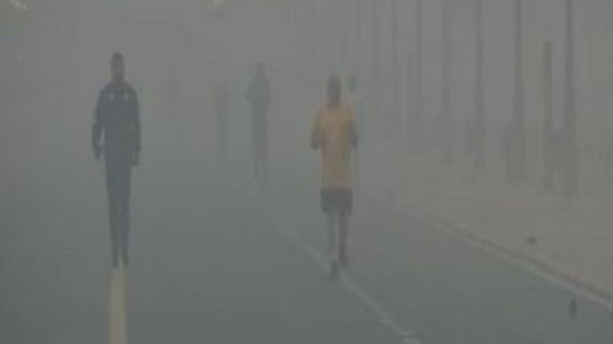 Delhi Battles Poor Visibility Under Blanket Of Grey Haze, AQI